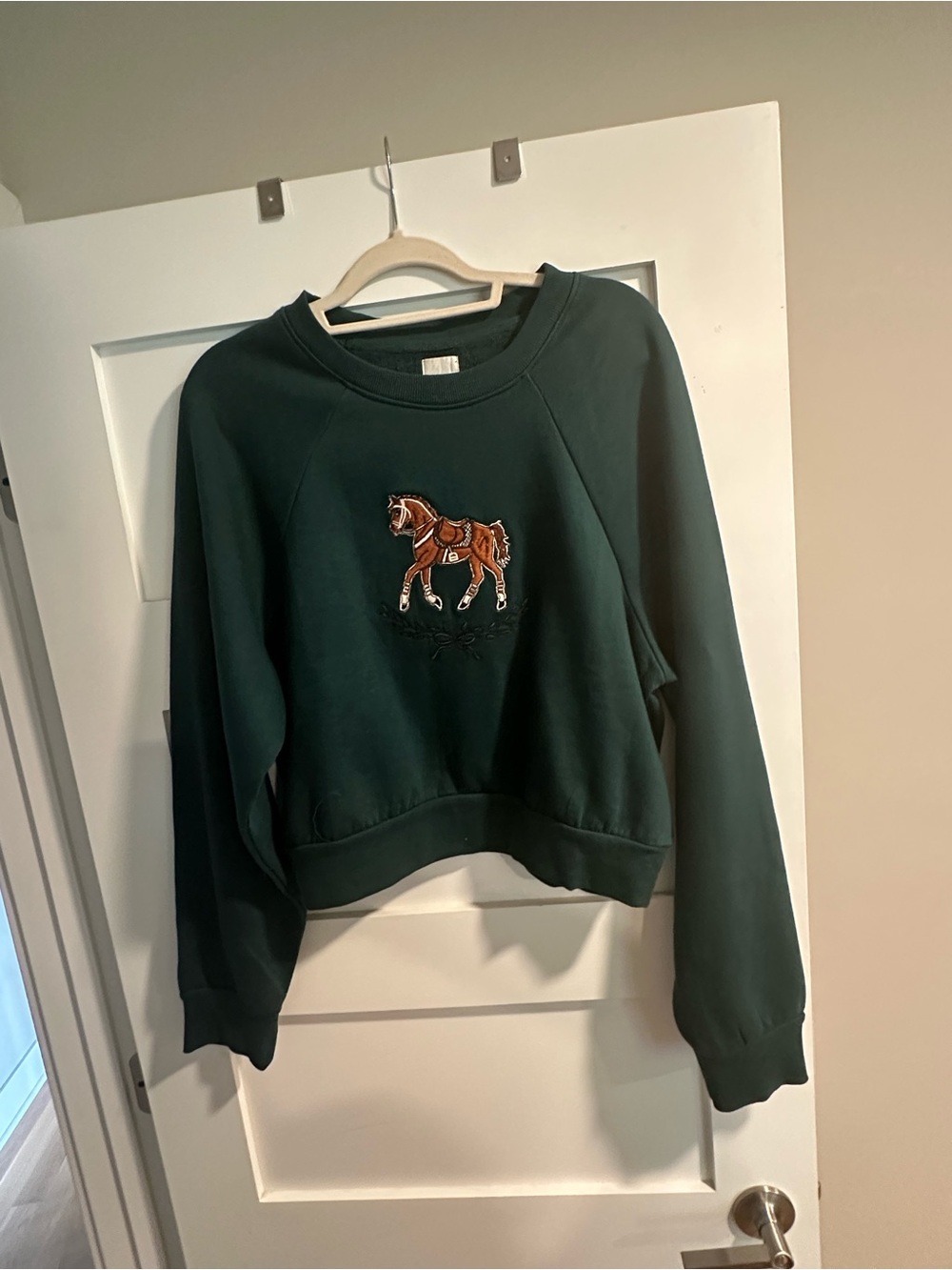 Maeve Dark Green Horse-Embroidered Crewneck Sweatshirt